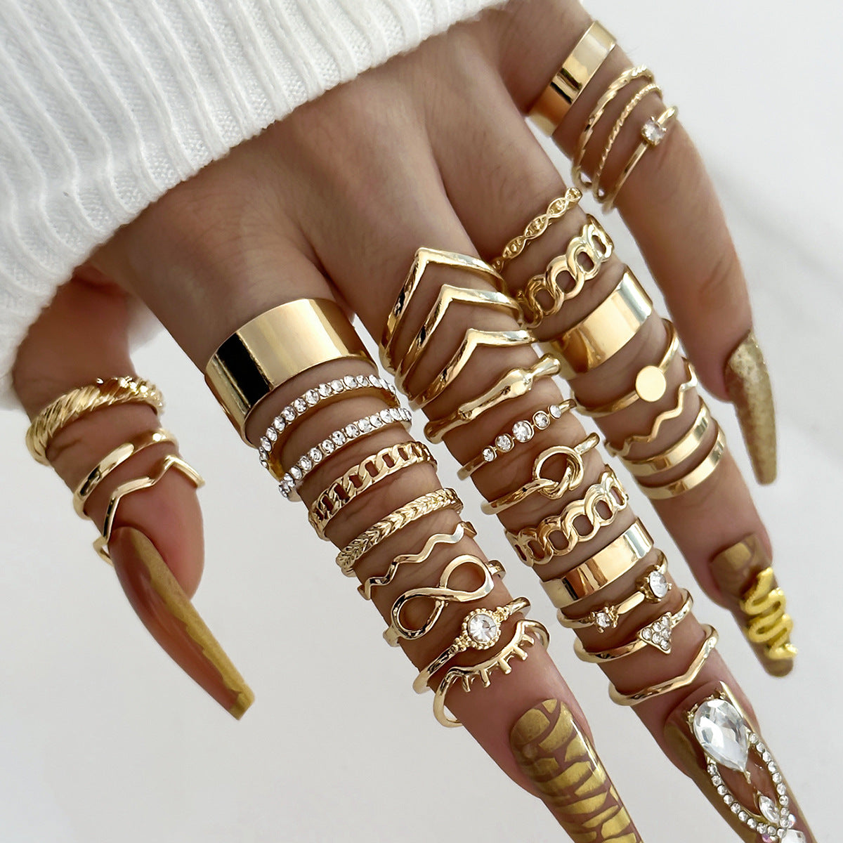 Fashion Personality Mixed Pearl Ring For Women