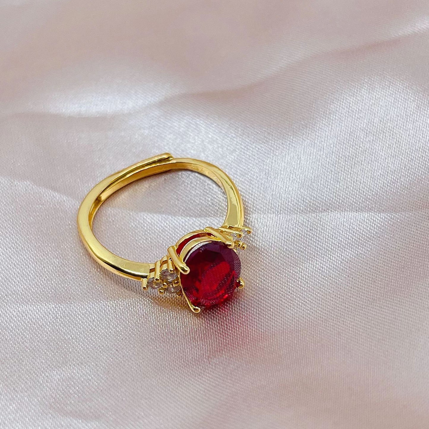 European And American Emerald Women's Ring