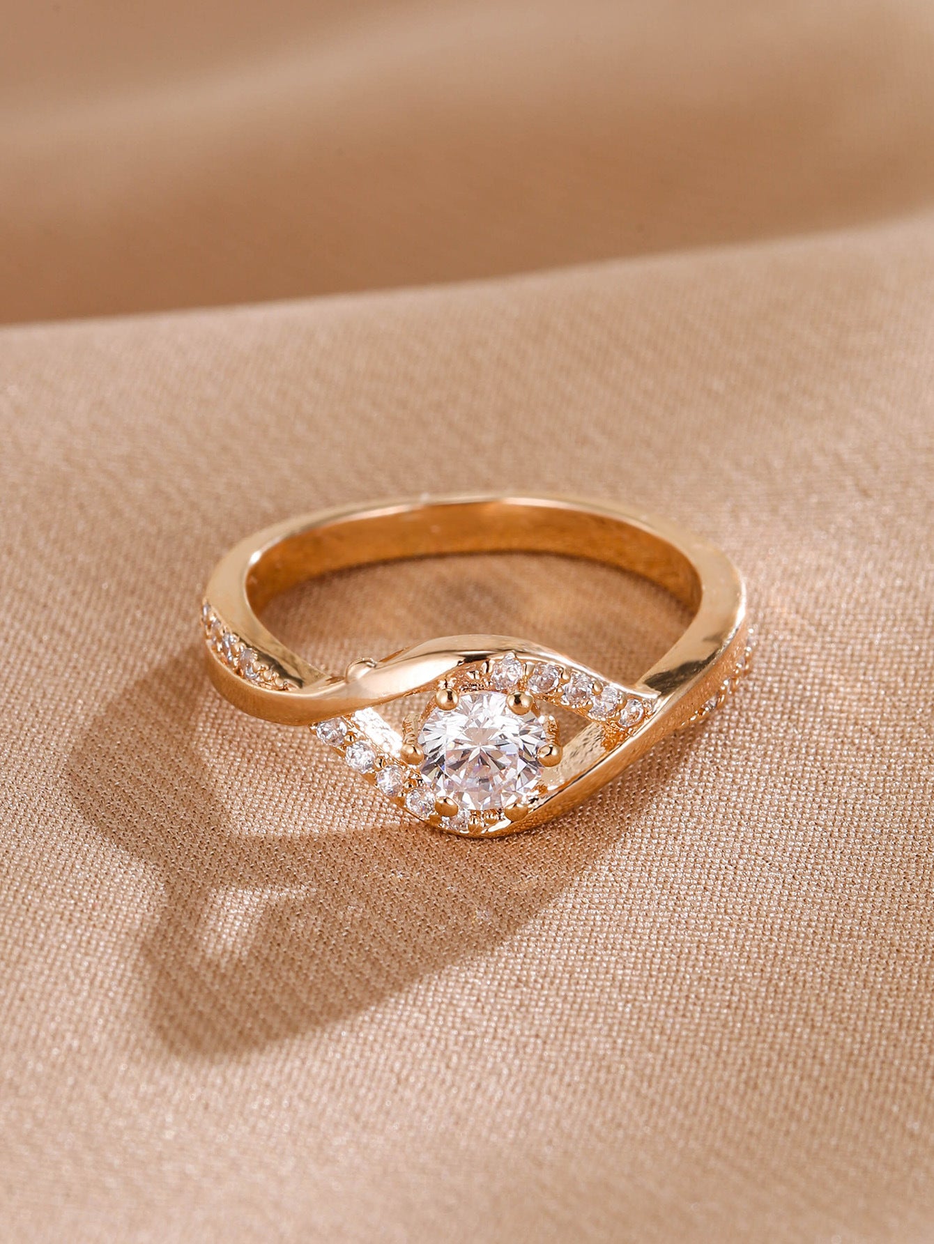 Snow Snowflake Micro Setting Ring