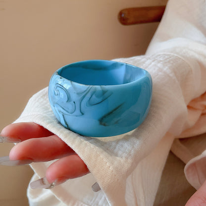 Irregular Blooming Wide Face Bracelet