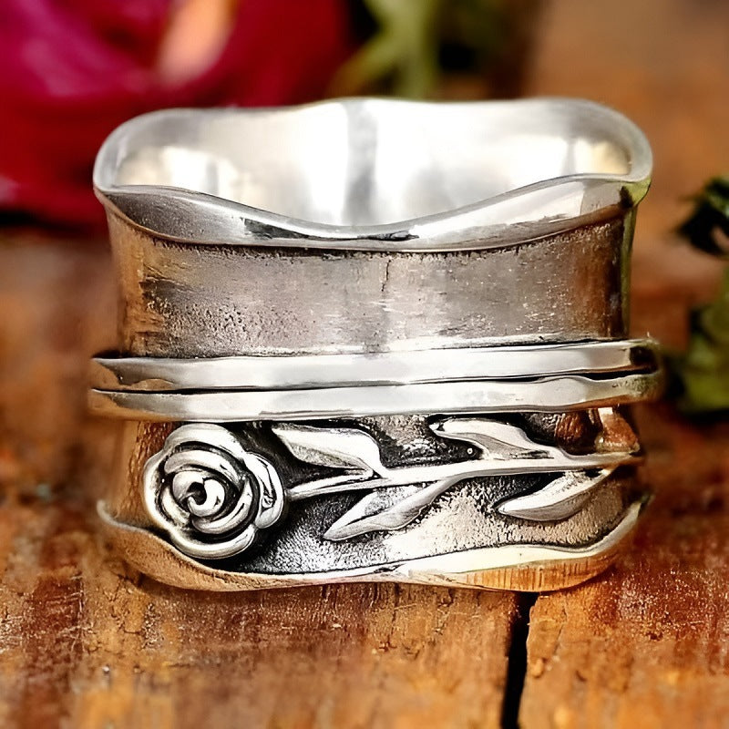 Luxury Vintage Flower-shaped Wide Face Ring