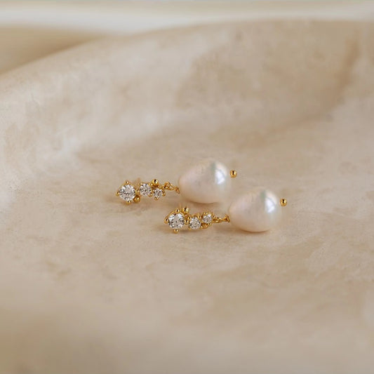 New Pearl Copper-plated Gold Micro Inlaid Zircon Women's Fashion Earrings