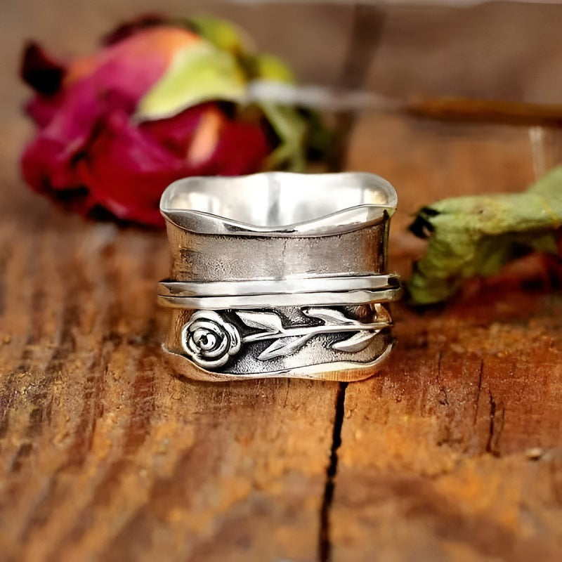 Luxury Vintage Flower-shaped Wide Face Ring