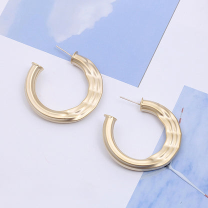 Fashion Office Lady Style Euros MAYSU Ring Earrings Women